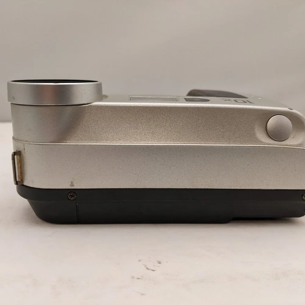 SONY Mavica MVC-FD75 Digital Still Camera w/ 10x Optical Zoom Silver USED